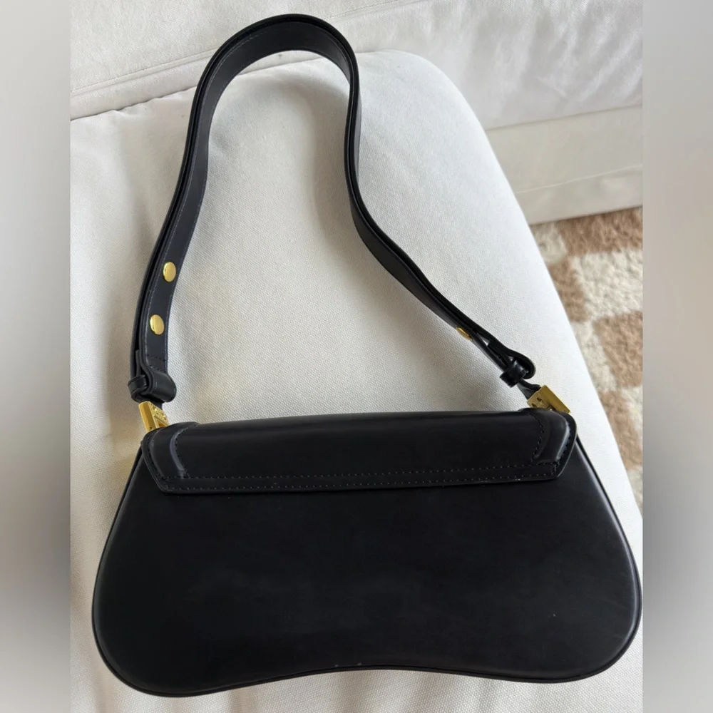 JW PEI Black shoulder bag with Gold-Tone Accents - Picture 2 of 6